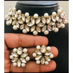 Auspicious Kundan & Pearls Choker Set